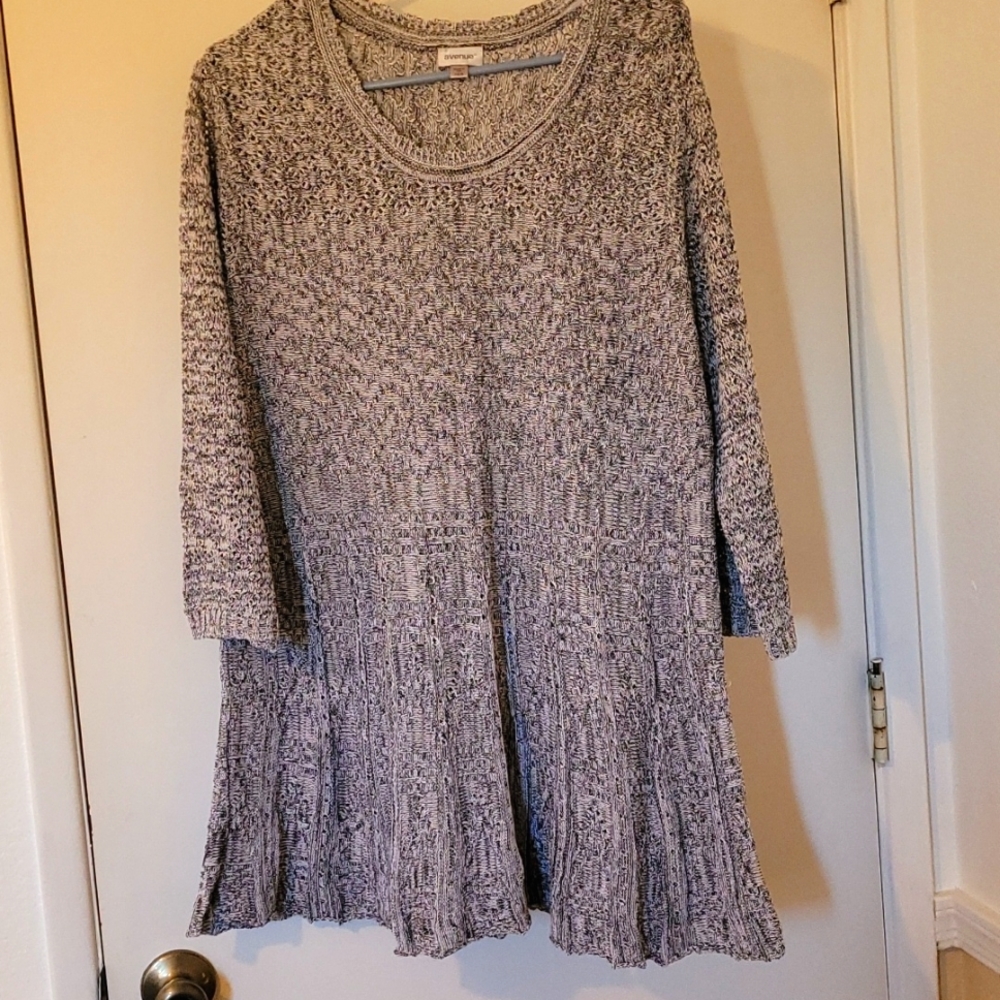 Avenue sweater